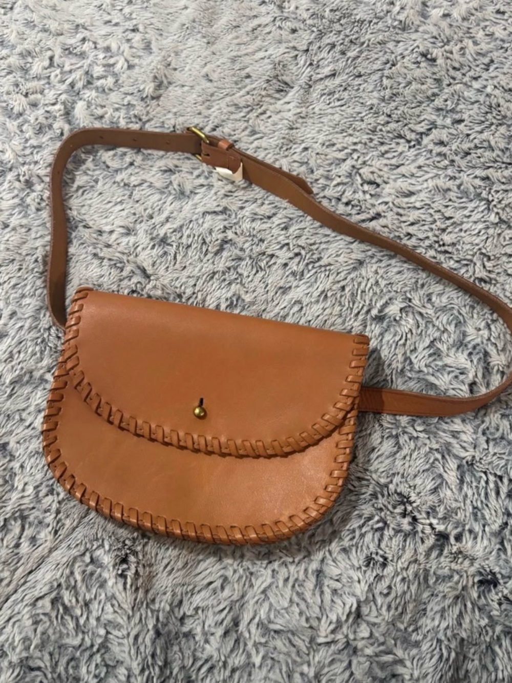 Madewell leather belt bag size small